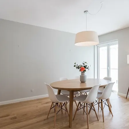 Апартаменты Flh Rato Spacious